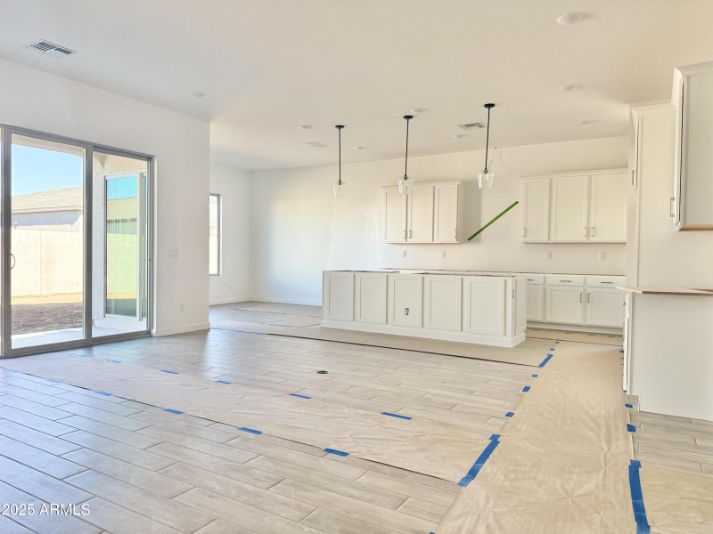 013.2 Kitchen Greatroom