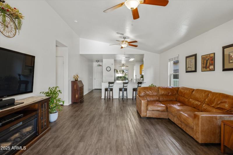 04-6739 W Desert Ln, Laveen Village, AZ,