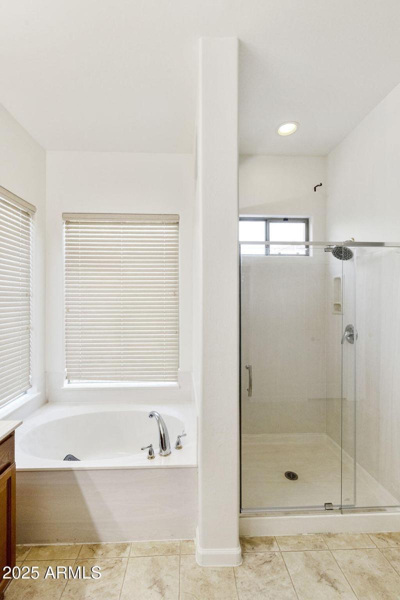 primary garden tub plus shower