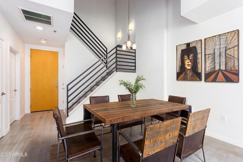 0002-Vernon-2 - Dining Room - Industrial