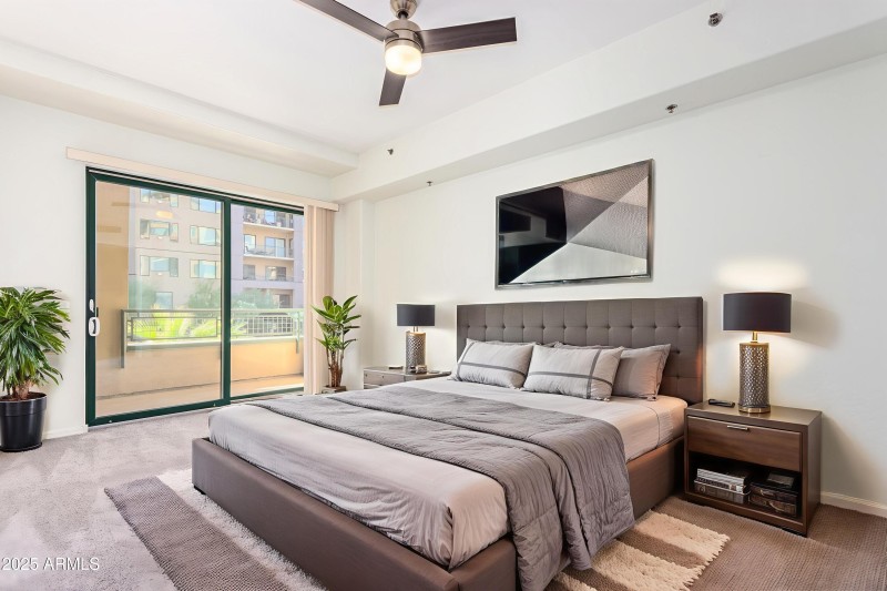 0021-Vernon-21 - Bedroom - Industrial -