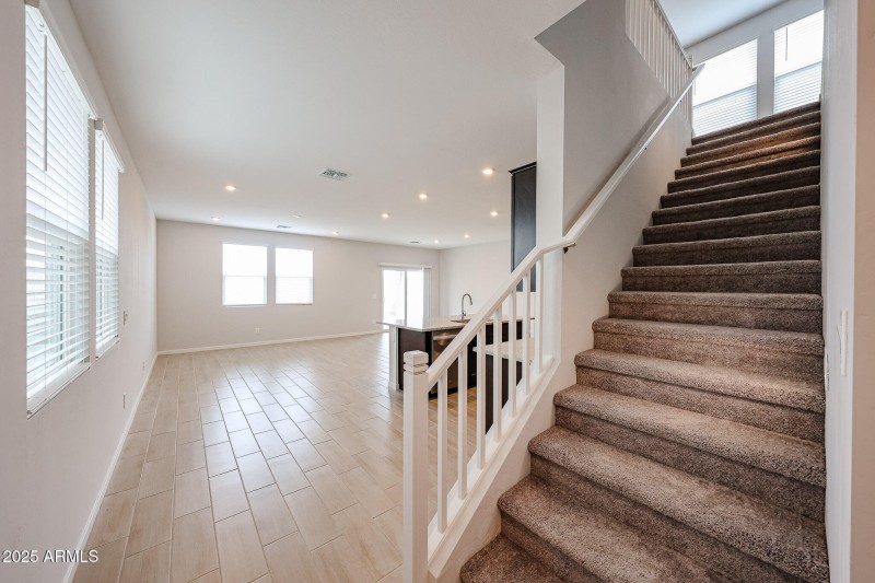 07_Phoenix-AZ_2-story-homes_for-sale_Nor