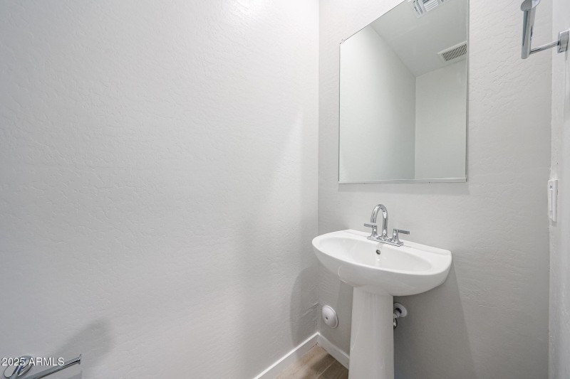 15_Phoenix-AZ_2-story-homes_for-sale_Nor