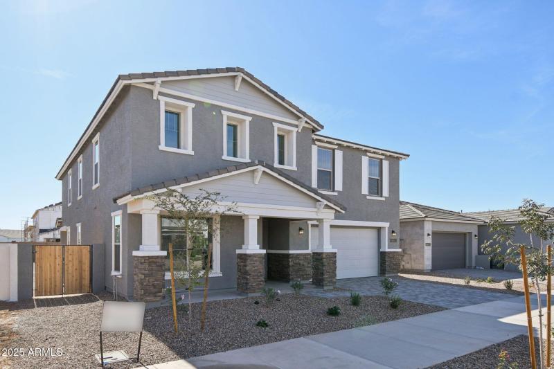 2-web-or-mls-E Saddle Way-S0111-002