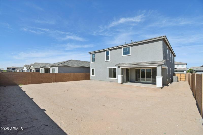 52-web-or-mls-E Saddle Way-S0111-046