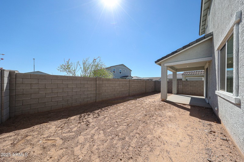 26_Home-for-Sale-Apache-Junction_Radiant