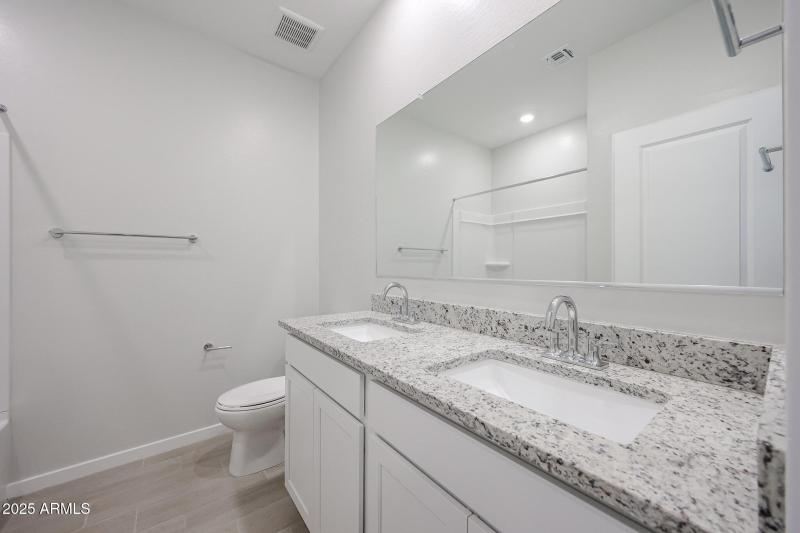 19_RED-74-Century-Communities_guest-bath