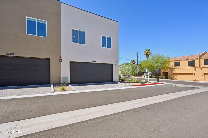 93-web-or-mls-unit 6-031