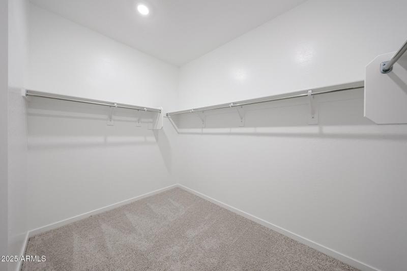 36-Century-Communities_Lakes-at-Rancho-E