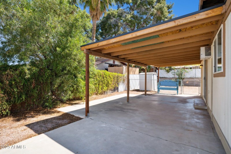 25-web-or-mls-1542-e-turquoise-ave-1