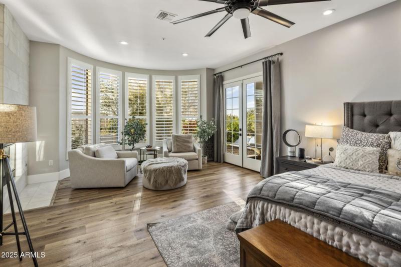 026_Primary Bedroom Sitting Area