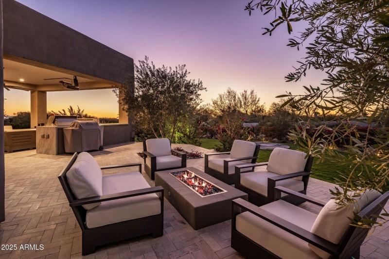 052_Twilight Firepit