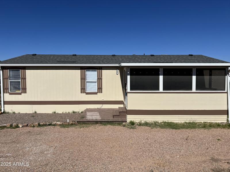 20251102_182752718_iOS