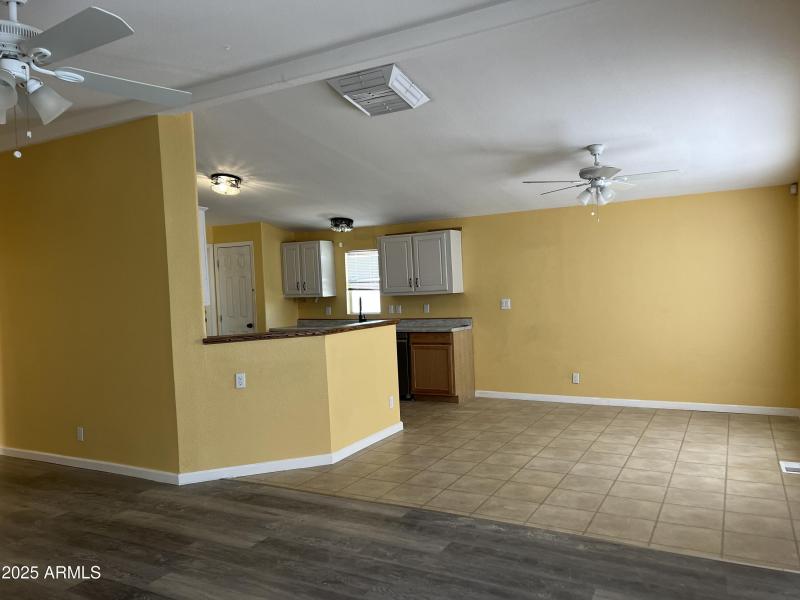 20251102_183123032_iOS