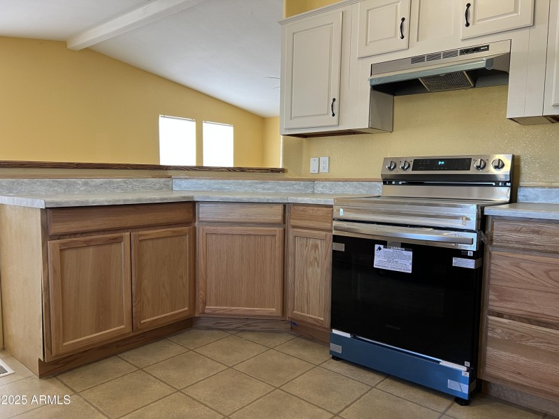 20251102_183257846_iOS