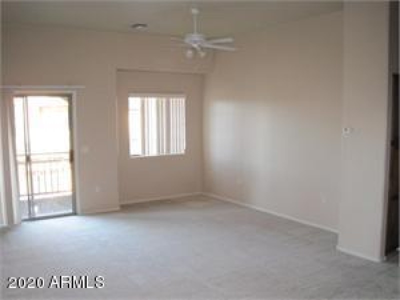 0331a982b31348198a4e4ac04c2aef4b_300x400