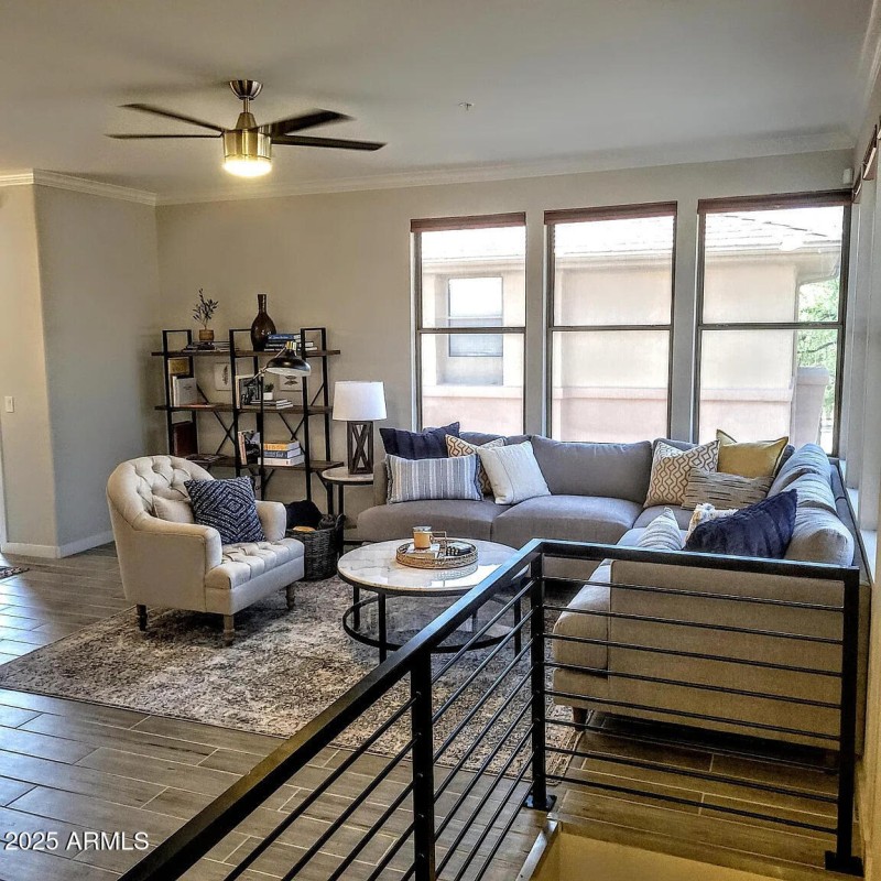 48bab5fc0637f49bf069838cfb2cf248-uncropp