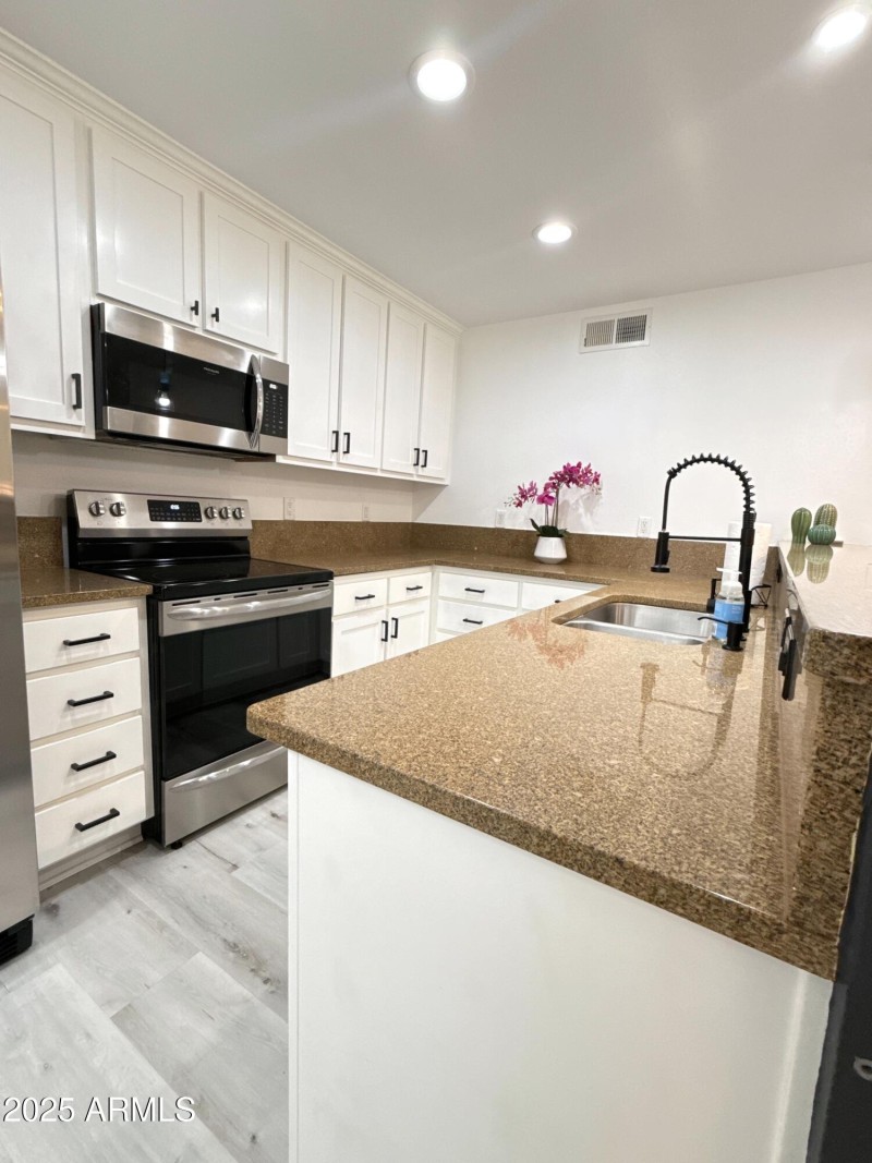 Photo Oct 26 2025, 4 43 42 PM (69)