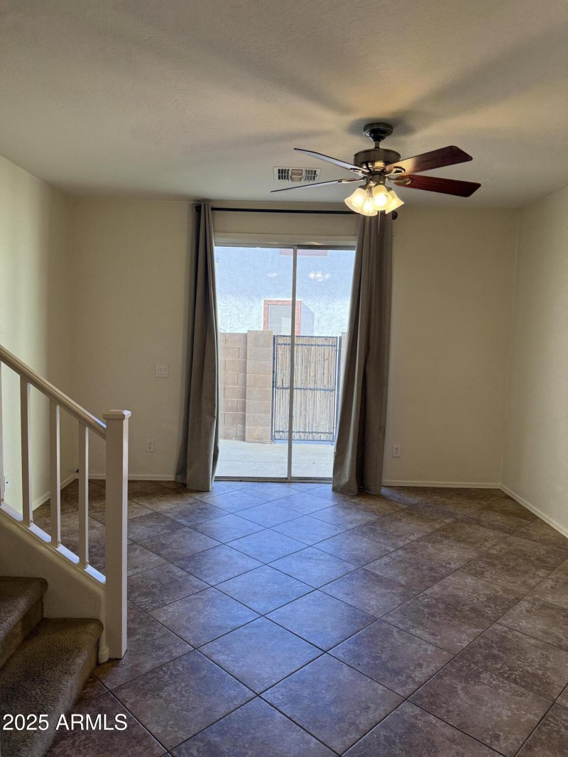 1C10A44C-A93B-48F7-B150-421F5A9A6D44