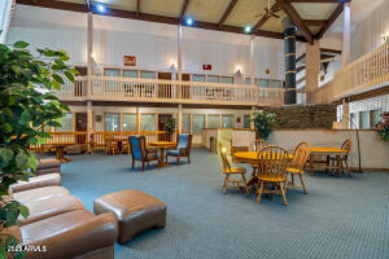 20251026180210309902000000