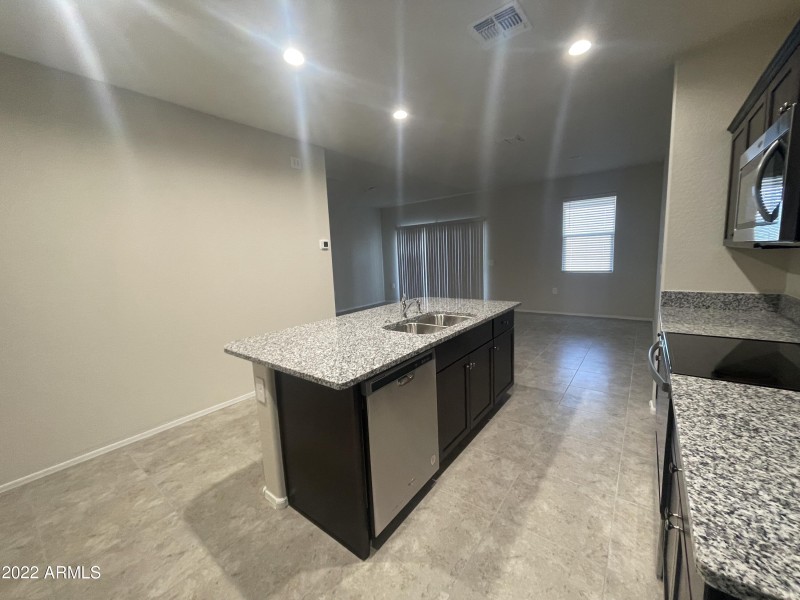 20220816_231812260_iOS