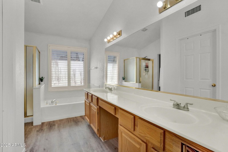 23-web-or-mls-4257 E Michelle Ave - 23