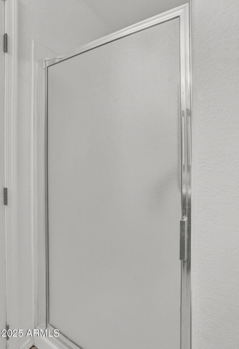 34-web-or-mls-4257 E Michelle Ave - 37