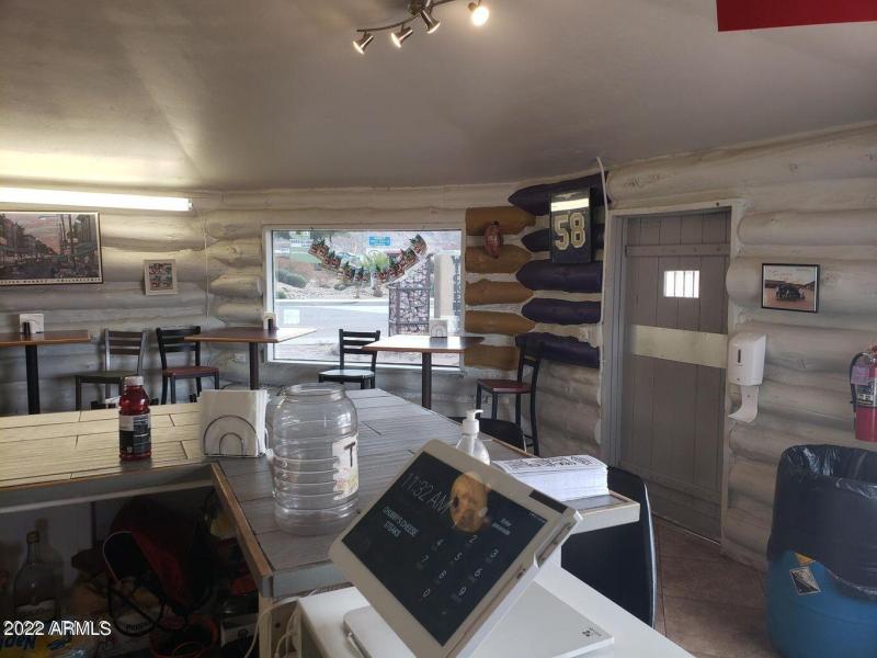 20220117171417392413000000-o