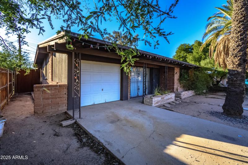 1303 N Roberts Way__079