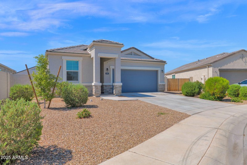 11-web-or-mls-P1246219