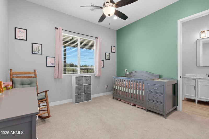 49-web-or-mls-19707 E Happy Rd-26 (2)