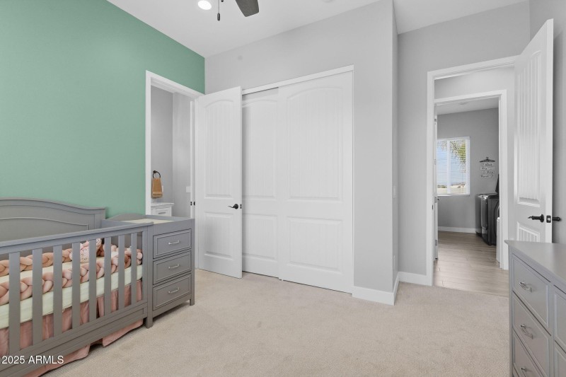 50-web-or-mls-19707 E Happy Rd-27 (2)