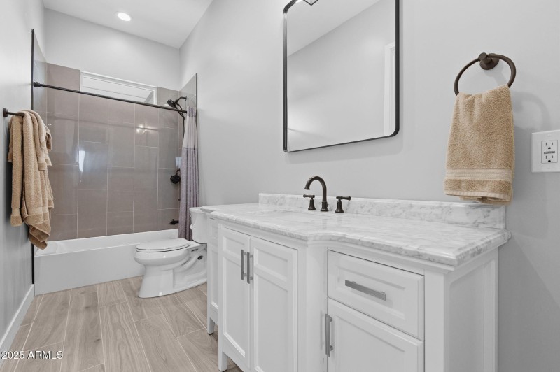 51-web-or-mls-19707 E Happy Rd-28 (2)