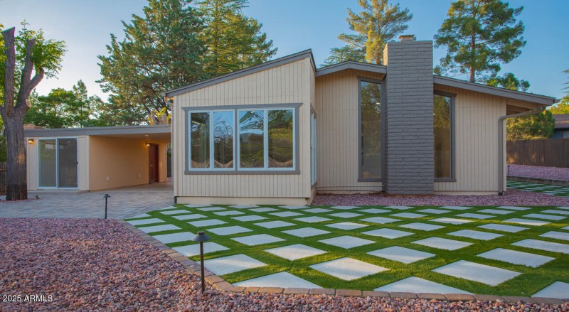 0-HK5A2217-CmRaw-Plus-Edit