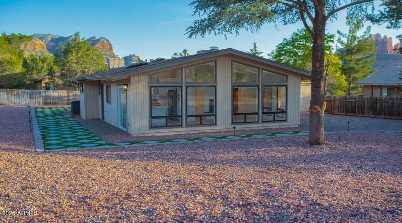 0-HK5A2160-CmRaw-Plus-Edit