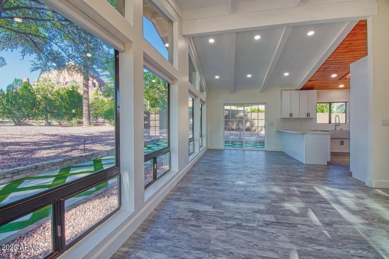 3-INT-80D-HDR-1-CR-P-Edit-IMG_0959