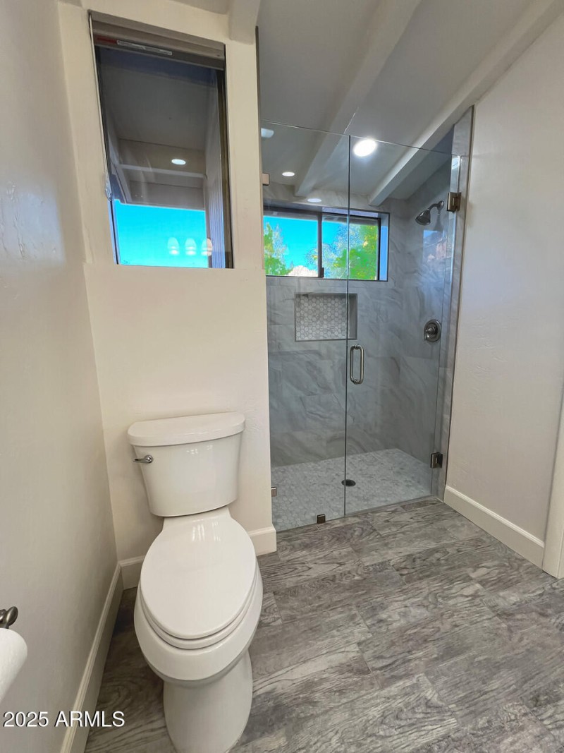 26P-INT-iph-CmRw-Pls-File_071