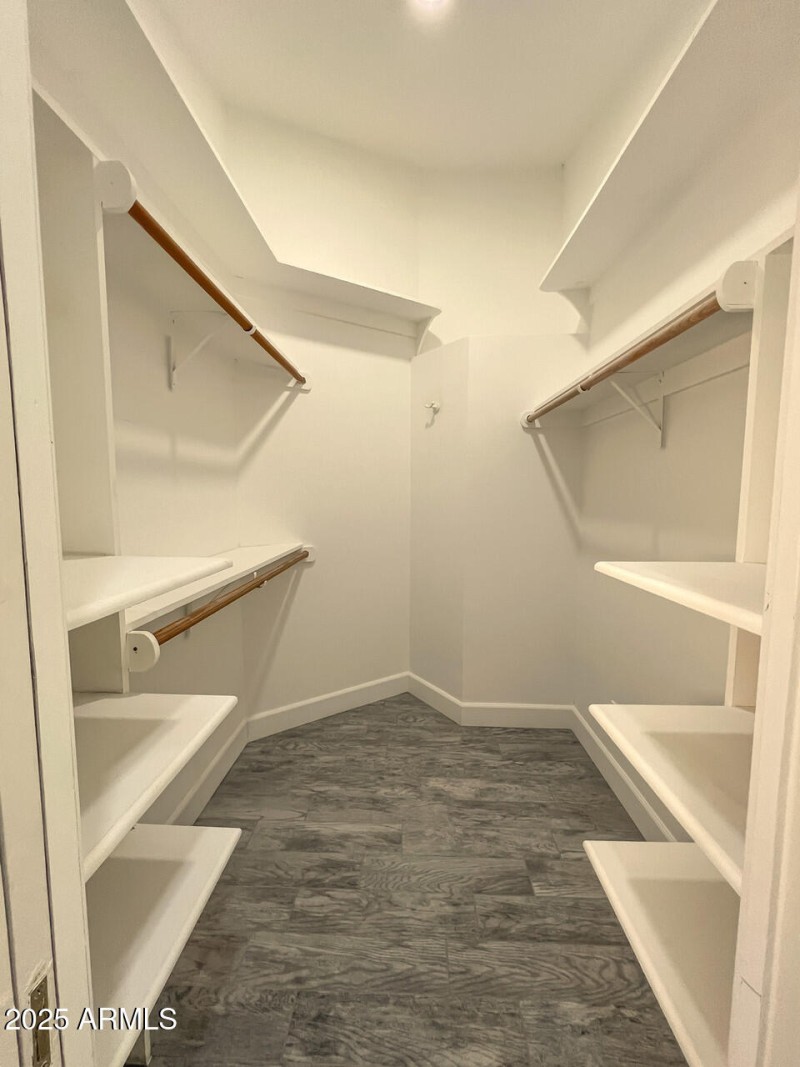 26M-INT-iph-CmRaw-Pls-File_062