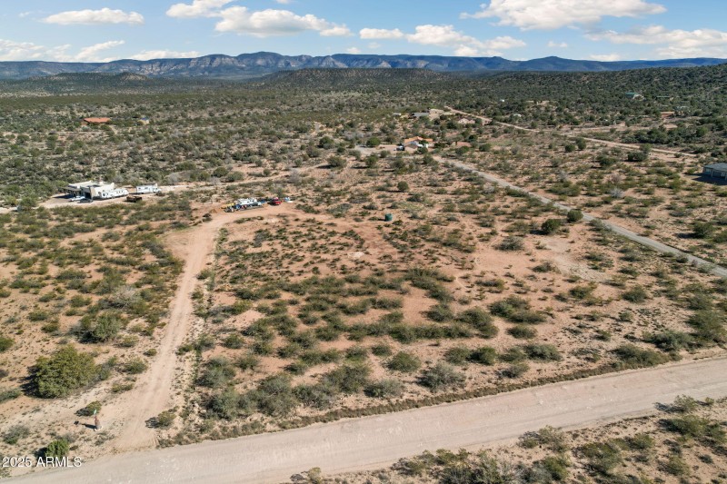 4-web-or-mls-3325-padre-kino-trail