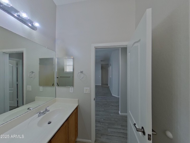 12_pc_VfjwP0Ew6T_KZq2Qw5pSN_layout_1