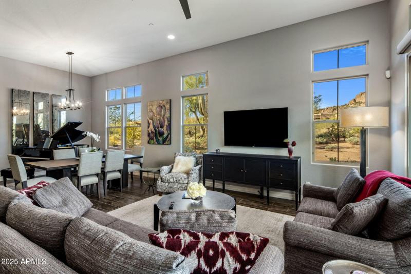 17-web-or-mls-D46A0364 copy