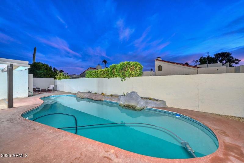 Pool-Backyard