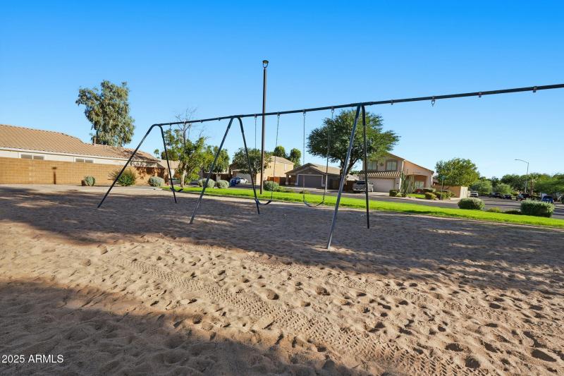 68-web-or-mls-067_ListerPros