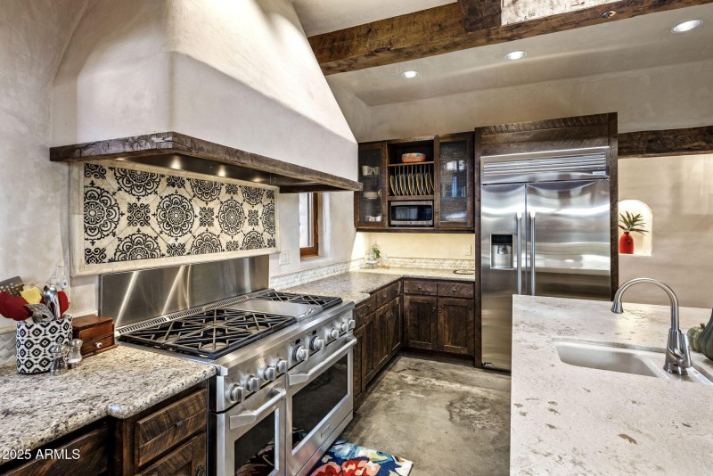 25-web-or-mls-D46A0651