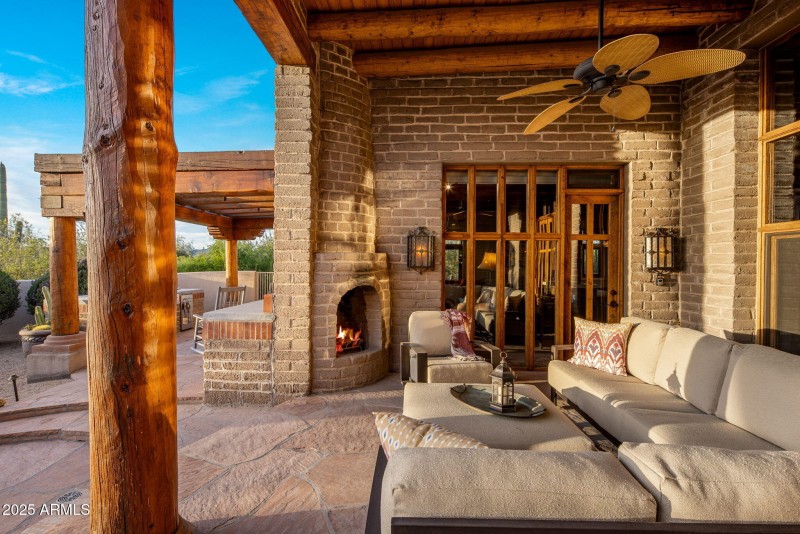 33-web-or-mls-D46A0710