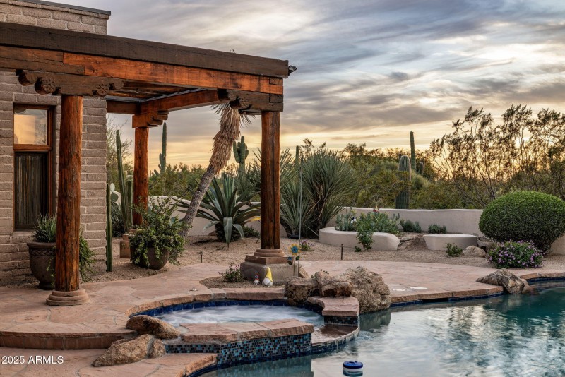 45-web-or-mls-D46A0804