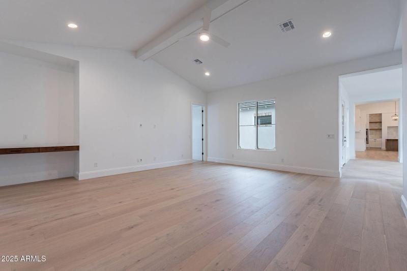 151-web-or-mls-178th-56 (2)