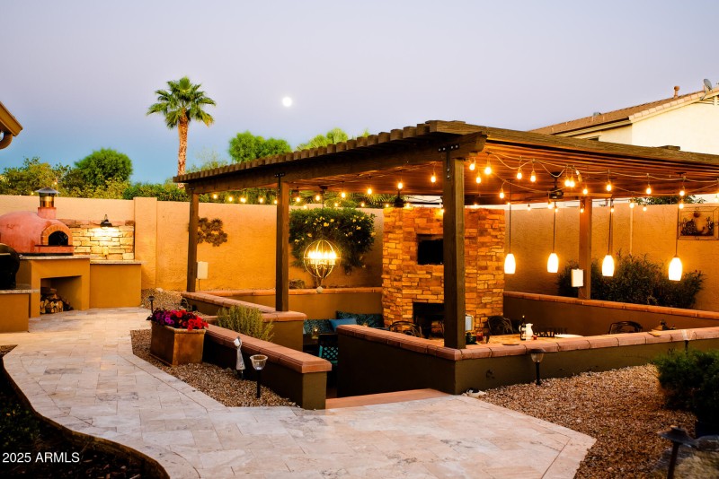 Wow, Spectacular Sunken BBQ Area