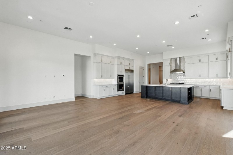 11-web-or-mls-Quinn-9