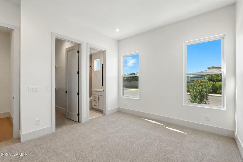 38-web-or-mls-Quinn-36